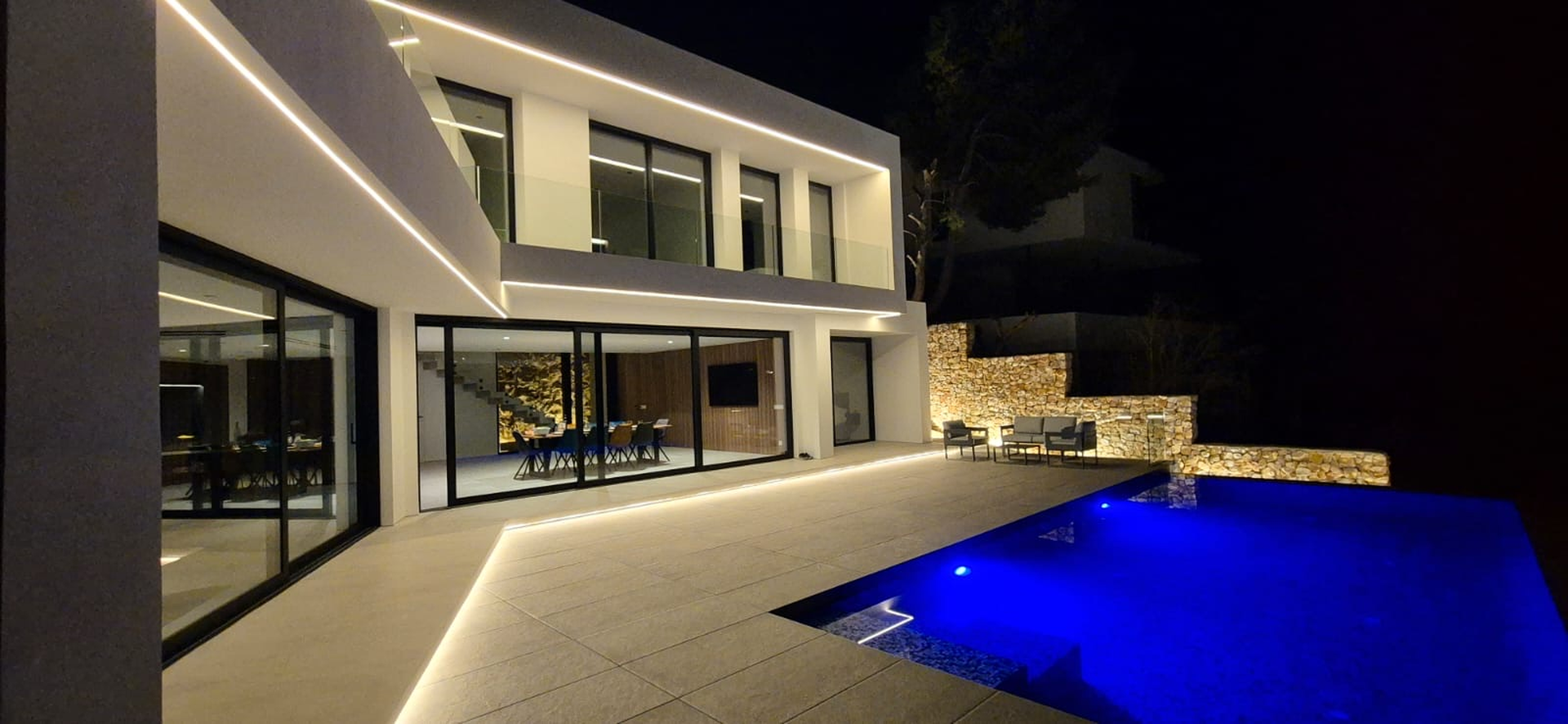 f07b16e2-6dd4-449e-b16f-89285307b9f5